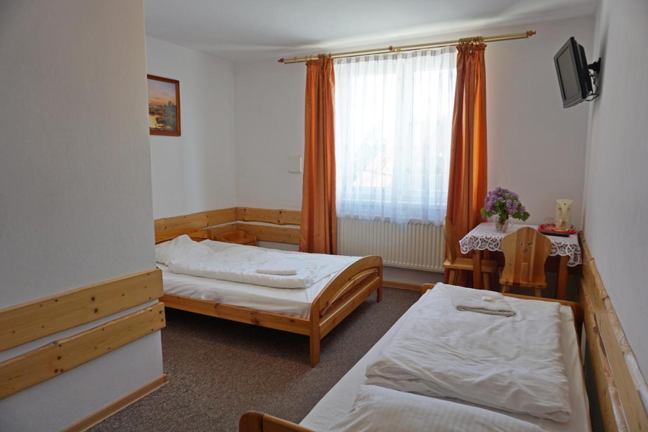 Osrodek Wczasowy Gron Placowka Esterno foto