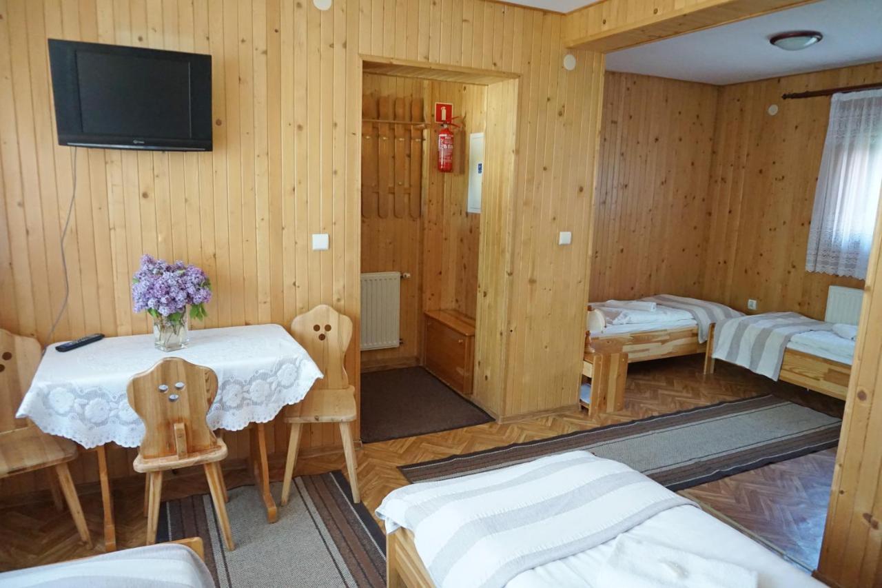 Osrodek Wczasowy Gron Placowka Esterno foto